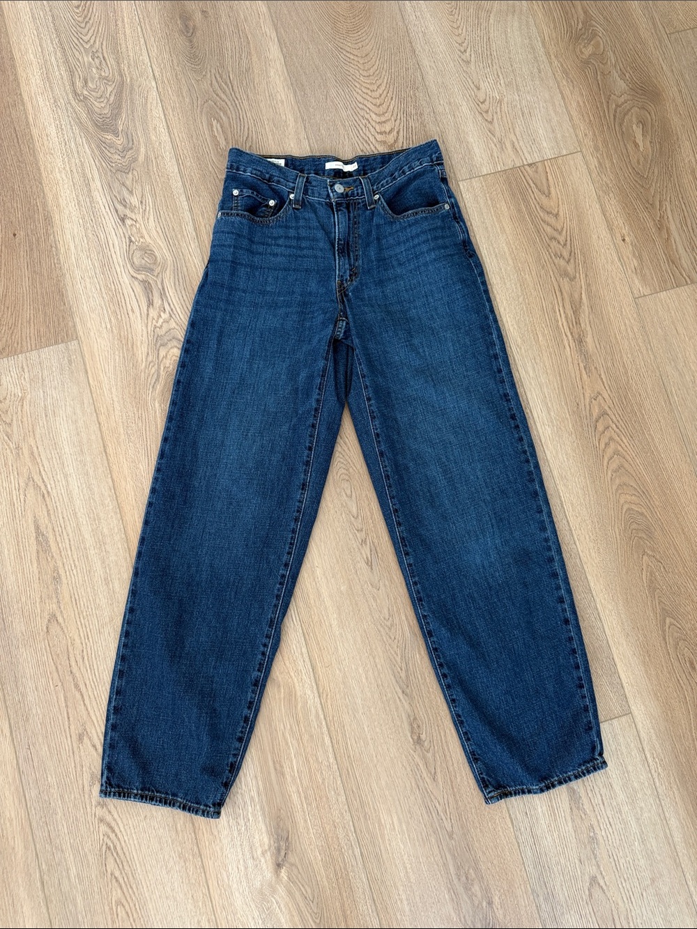 Levi’s Baggy Dad Dark Wash High-Rise size 27